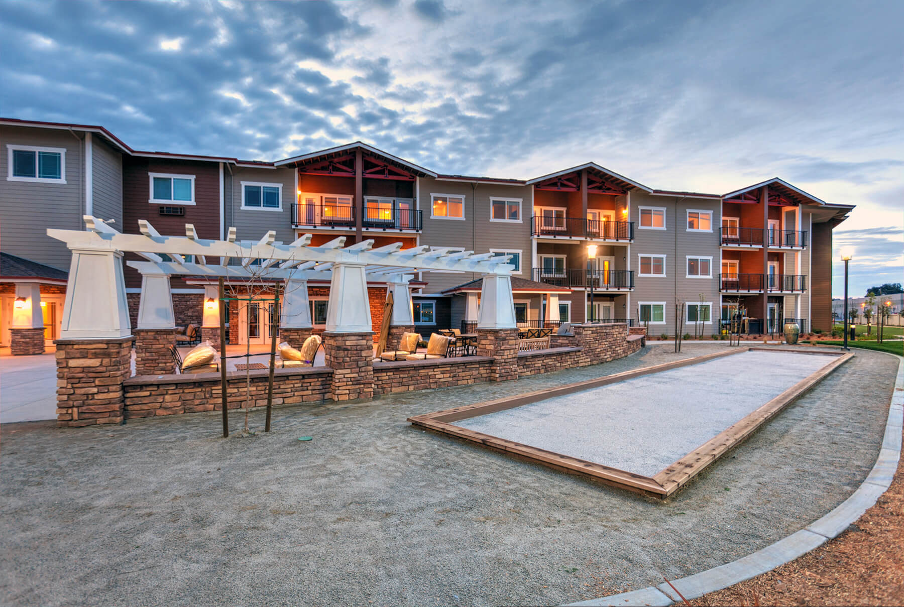 The Lodge at Morgan Hill Apartments photo 4